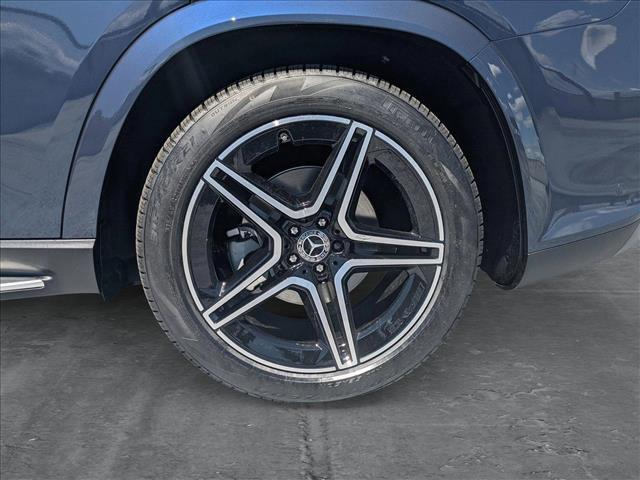 new 2025 Mercedes-Benz GLS 450 car, priced at $99,060