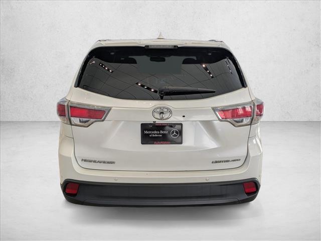 used 2016 Toyota Highlander car, priced at $16,042
