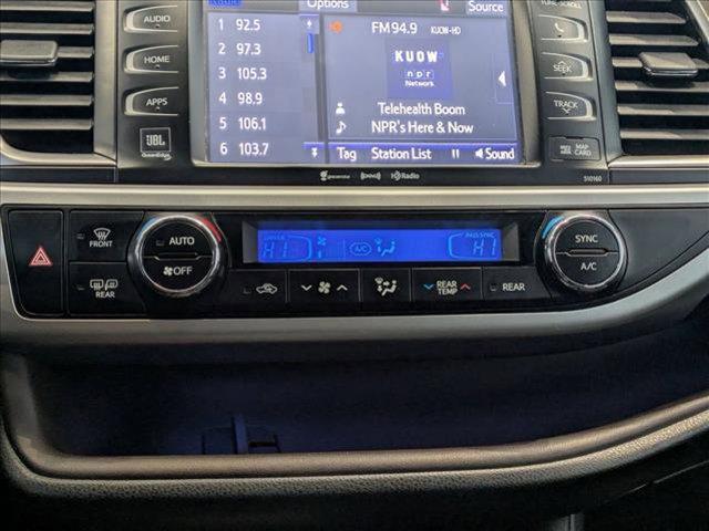 used 2016 Toyota Highlander car, priced at $16,042