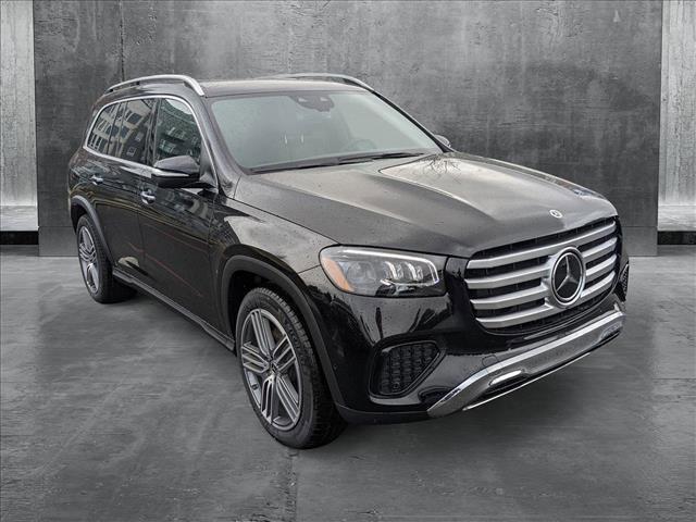 new 2025 Mercedes-Benz GLS 450 car, priced at $91,945