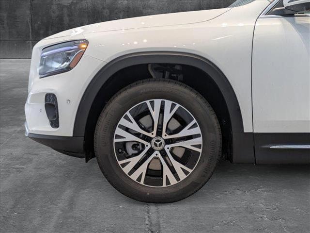 new 2025 Mercedes-Benz GLB 250 car, priced at $56,075