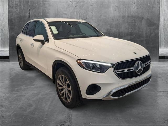 new 2025 Mercedes-Benz GLC 300 car, priced at $55,540
