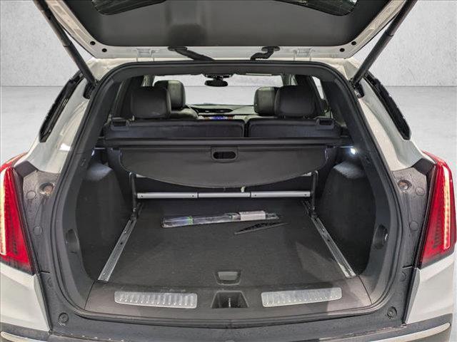 used 2022 Cadillac XT5 car, priced at $22,992