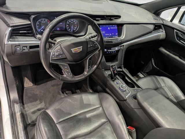 used 2022 Cadillac XT5 car, priced at $22,992
