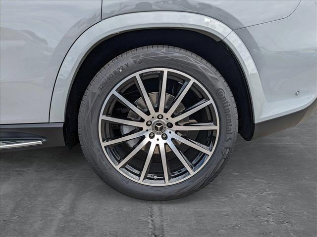 new 2025 Mercedes-Benz GLS 580 car, priced at $122,130