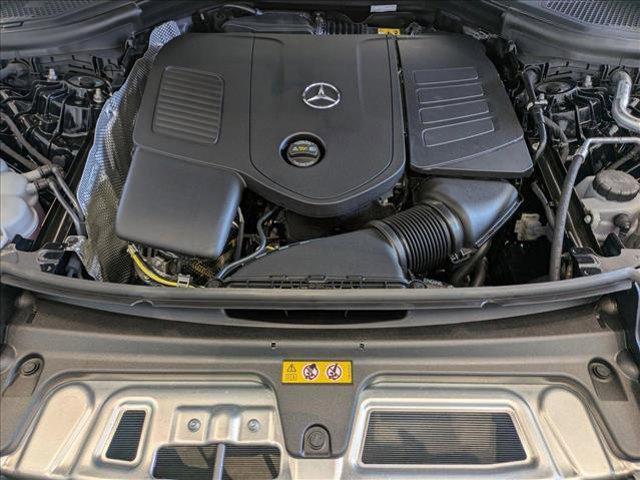new 2025 Mercedes-Benz GLC 300 car, priced at $59,265