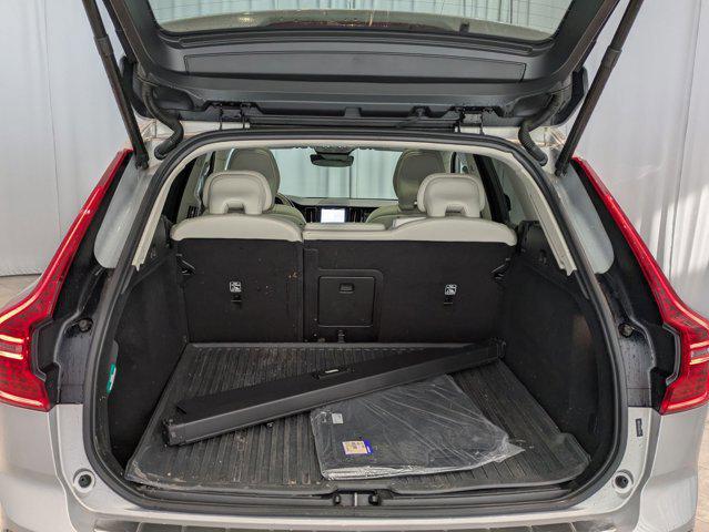 used 2024 Volvo XC60 car, priced at $32,998