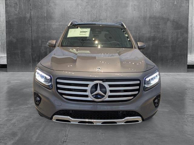 new 2025 Mercedes-Benz GLB 250 car, priced at $56,320