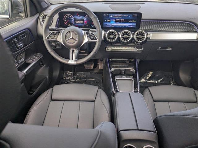 new 2024 Mercedes-Benz GLB 250 car, priced at $51,055