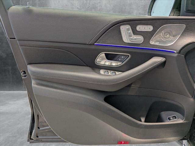 new 2025 Mercedes-Benz GLS 450 car, priced at $94,545