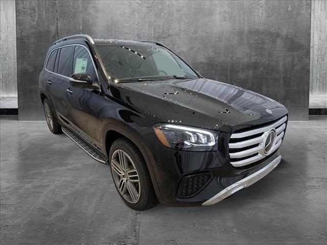 new 2025 Mercedes-Benz GLS 450 car, priced at $94,545