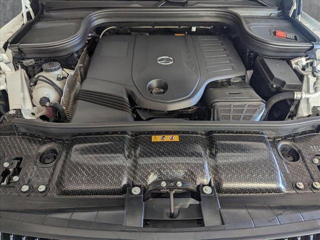 new 2025 Mercedes-Benz GLE 450 car, priced at $77,140