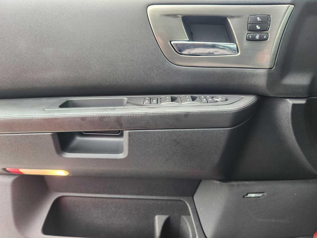 used 2009 Hummer H2 car, priced at $28,788