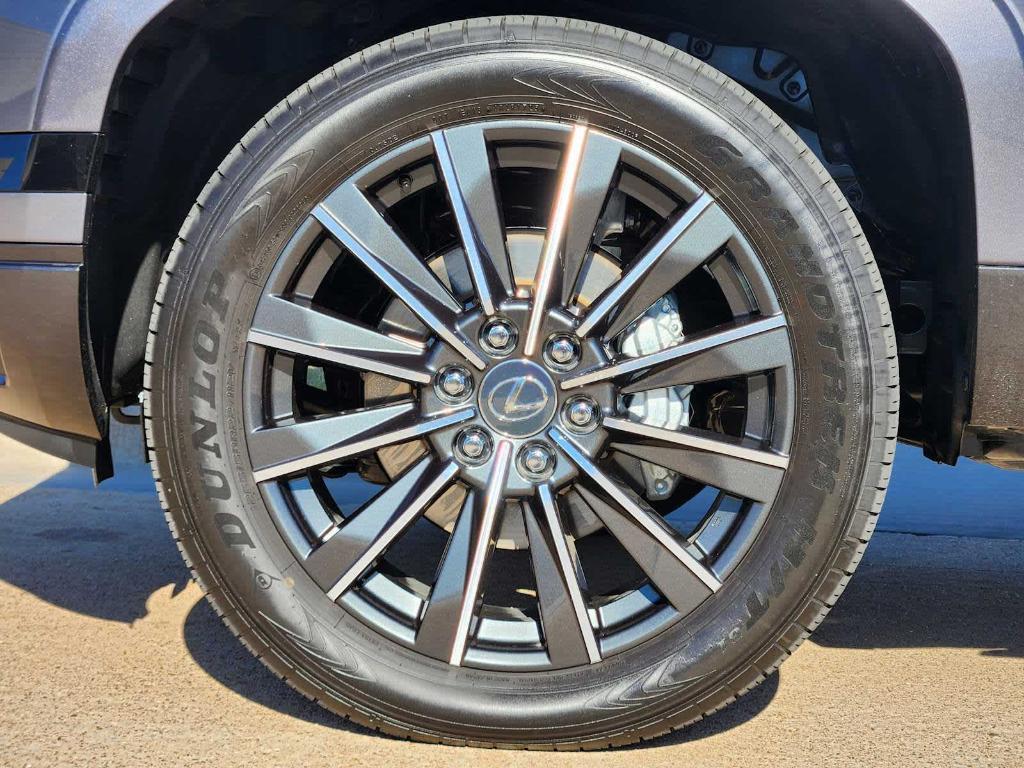 used 2025 Lexus GX 550 car, priced at $94,988