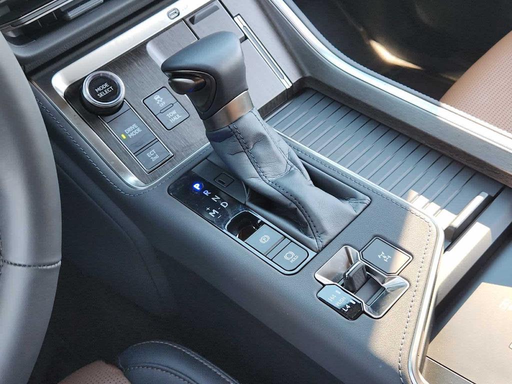 used 2025 Lexus GX 550 car, priced at $94,988