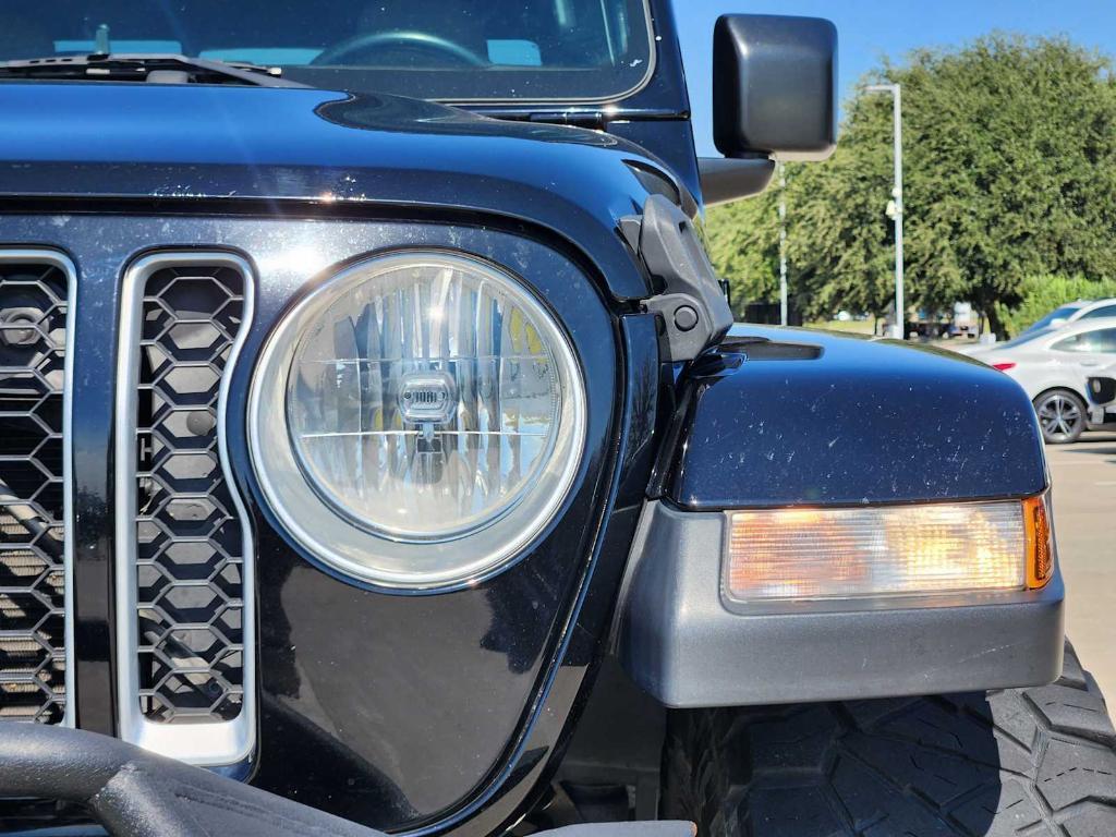 used 2020 Jeep Gladiator car, priced at $32,188