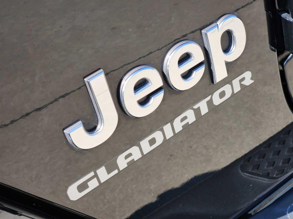 used 2020 Jeep Gladiator car, priced at $32,188