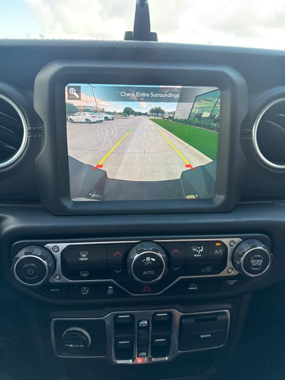 used 2020 Jeep Gladiator car, priced at $33,488