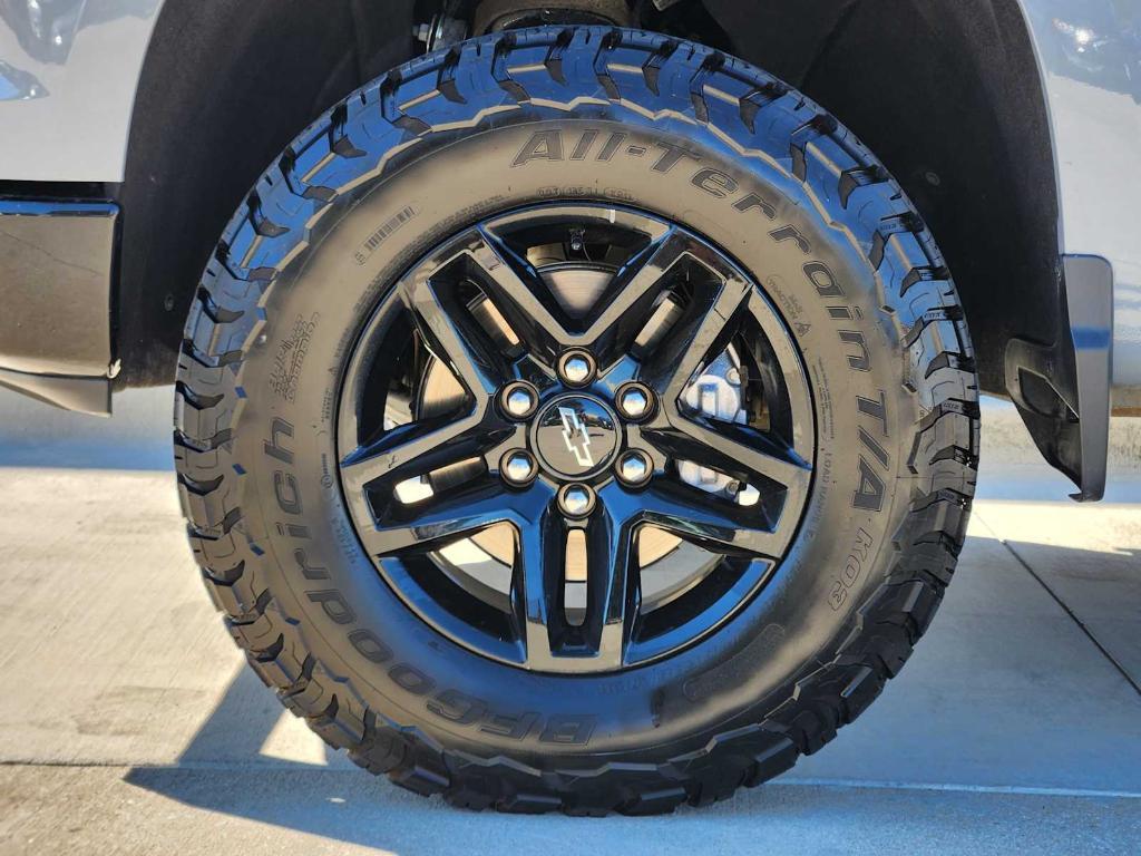 used 2024 Chevrolet Silverado 1500 car, priced at $38,688