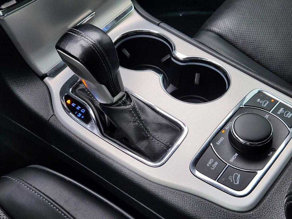 used 2020 Jeep Grand Cherokee car, priced at $26,888