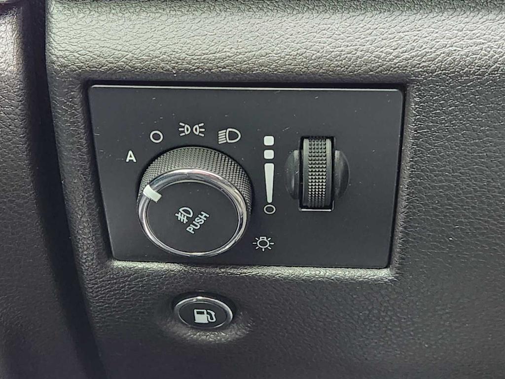 used 2020 Jeep Grand Cherokee car, priced at $26,888