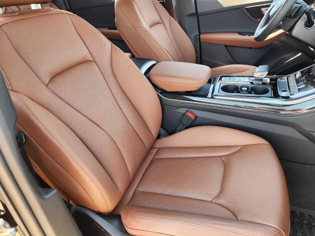 used 2023 Audi Q7 car, priced at $42,988