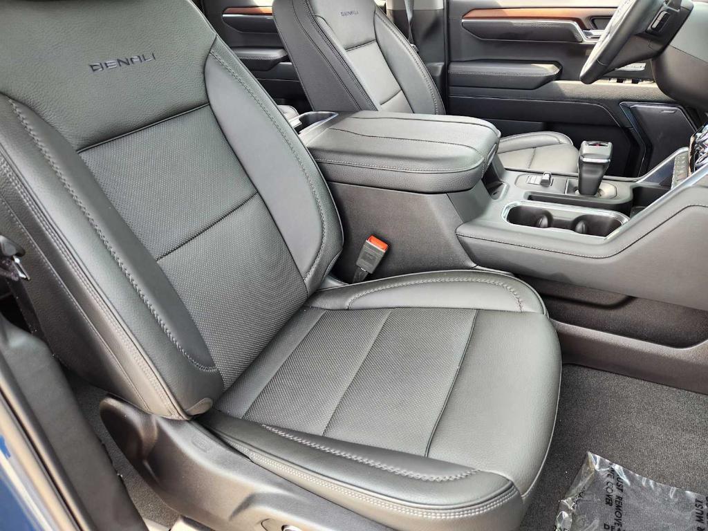 used 2024 GMC Sierra 1500 car, priced at $60,998