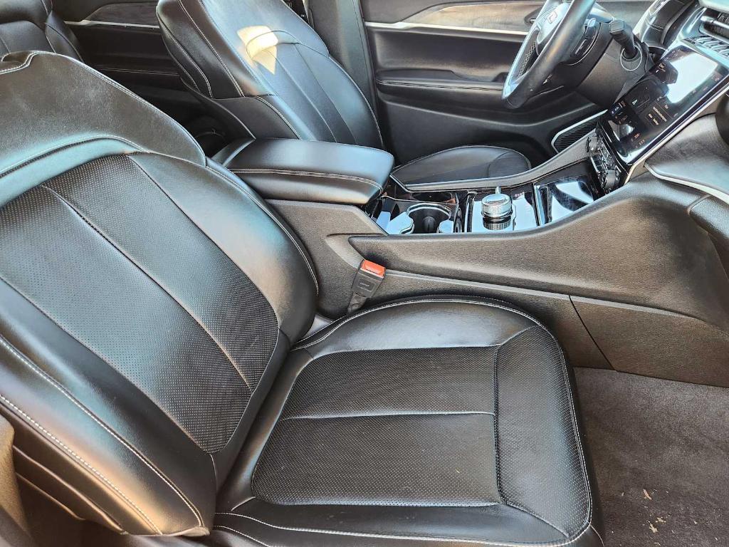 used 2021 Jeep Grand Cherokee L car, priced at $25,488