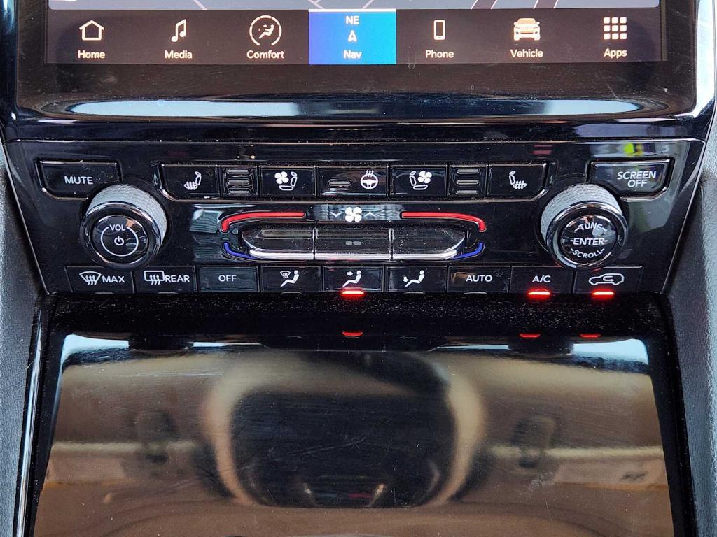 used 2021 Jeep Grand Cherokee L car, priced at $25,488