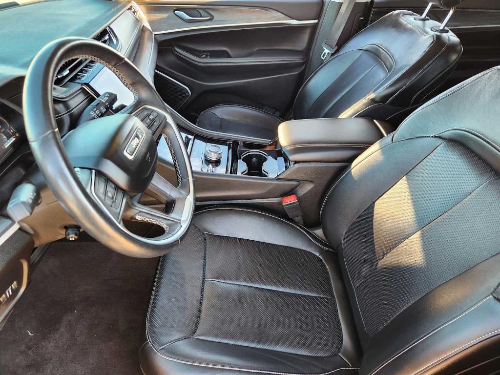 used 2021 Jeep Grand Cherokee L car, priced at $25,488