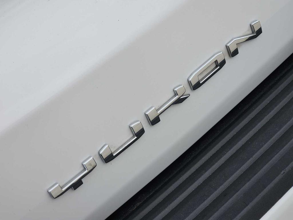 used 2023 GMC Yukon car, priced at $55,788