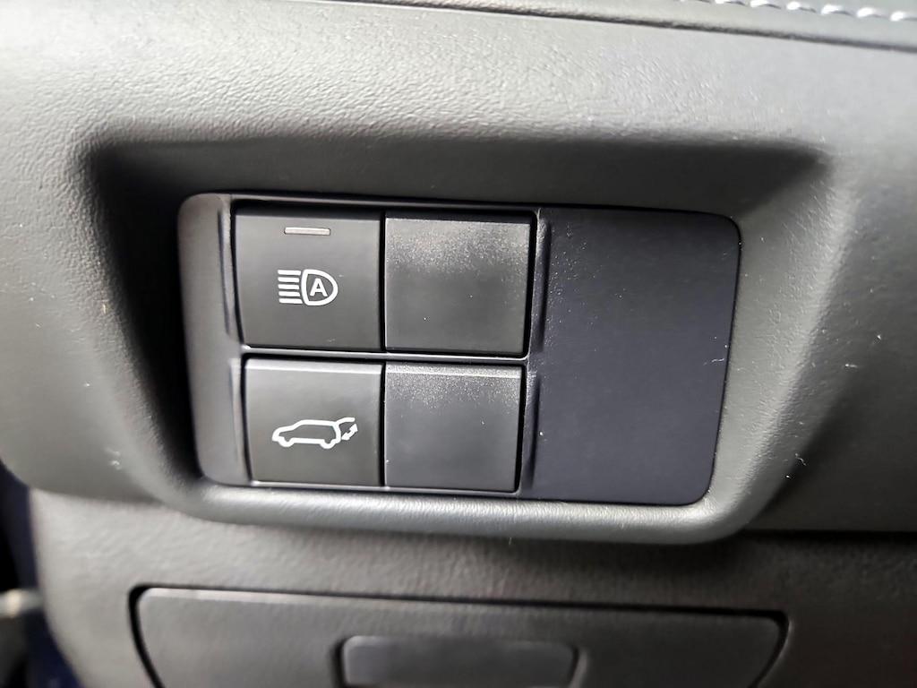 used 2021 Toyota Highlander car, priced at $34,998