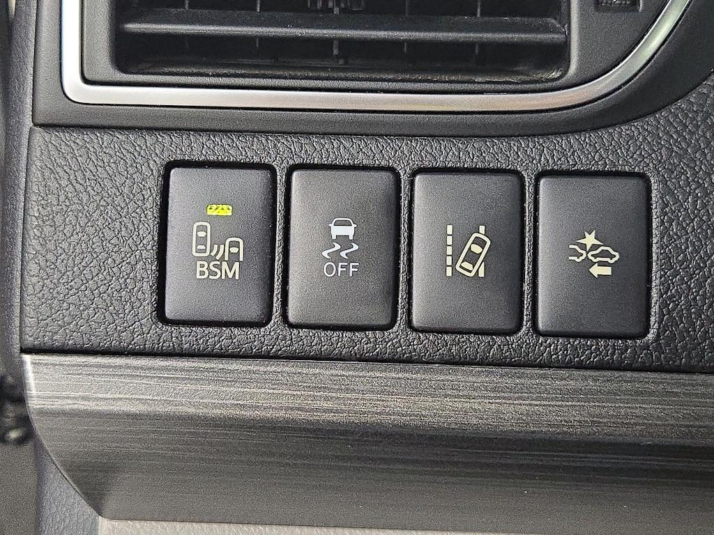 used 2016 Toyota Camry Hybrid car, priced at $20,998