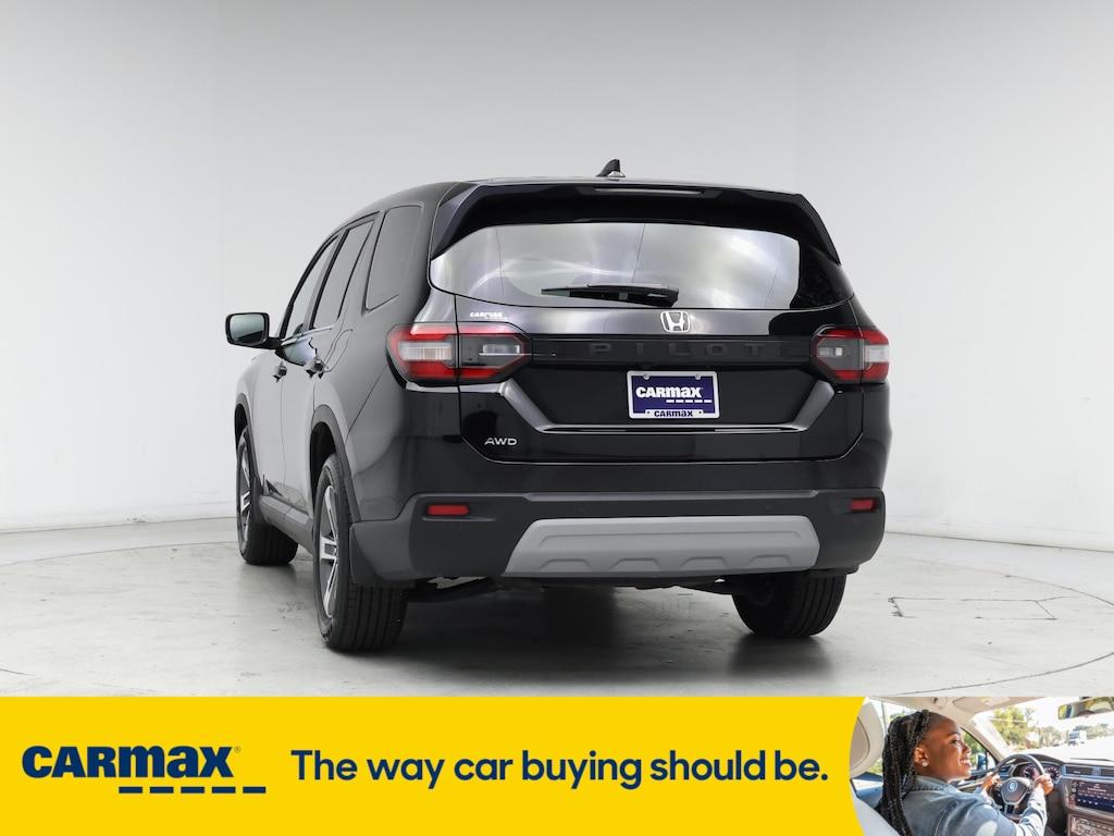 used 2024 Honda Pilot car, priced at $40,998