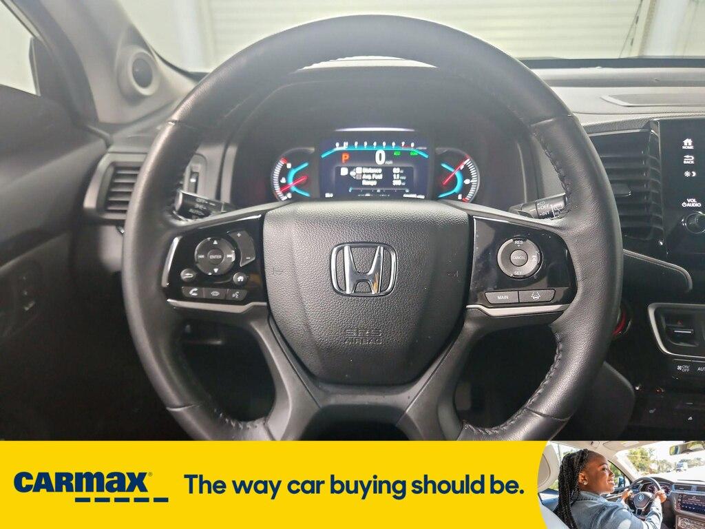 used 2022 Honda Pilot car, priced at $34,998