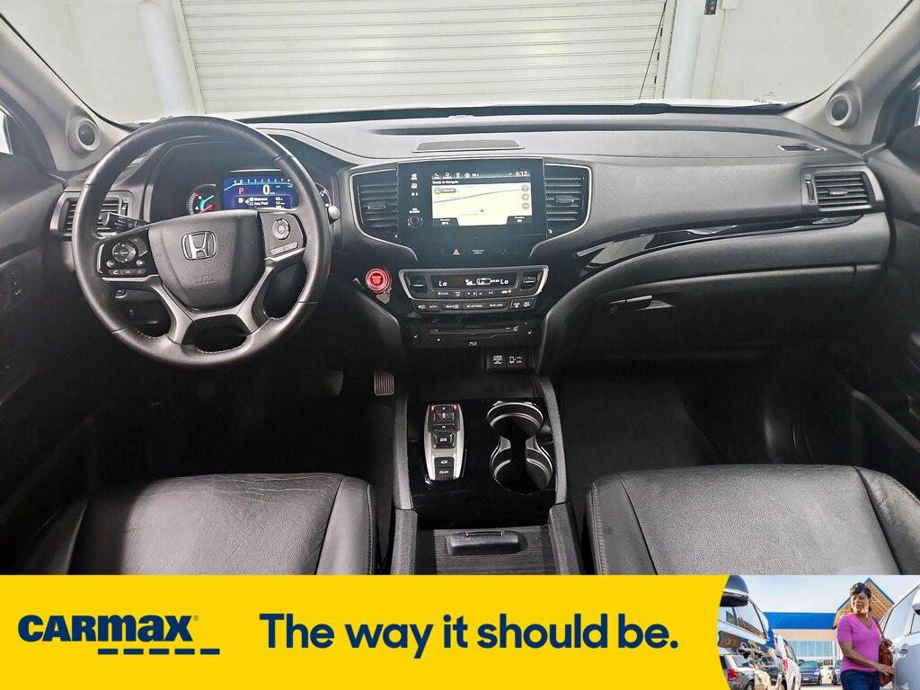 used 2022 Honda Pilot car, priced at $34,998