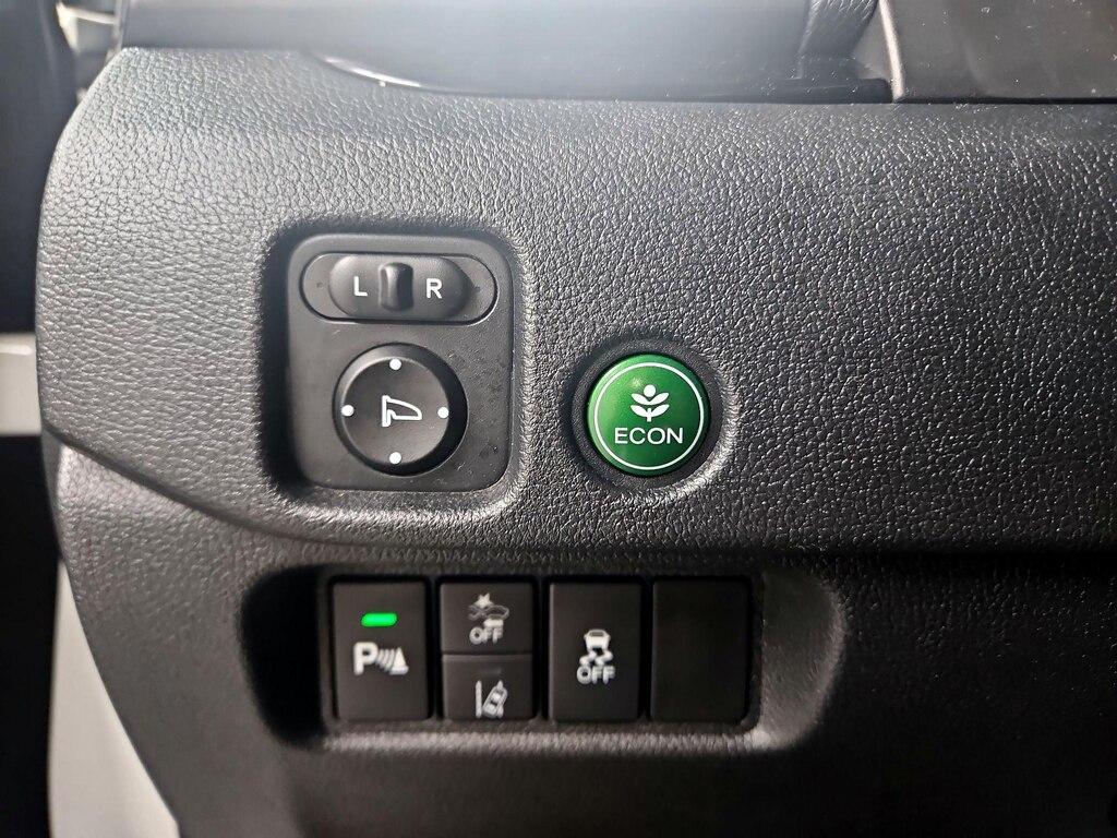 used 2022 Honda Pilot car, priced at $34,998