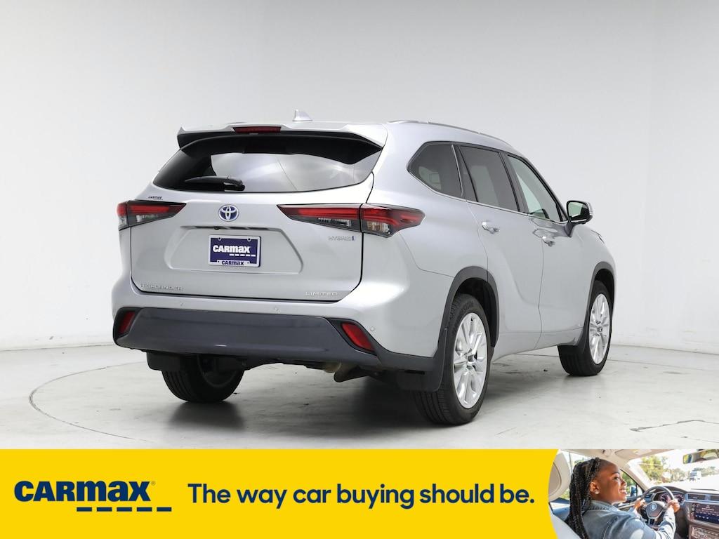 used 2024 Toyota Highlander Hybrid car, priced at $54,998