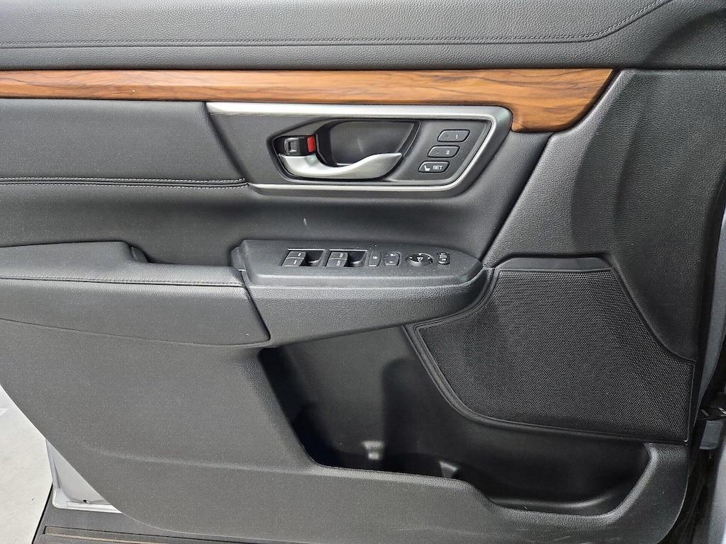 used 2020 Honda CR-V car, priced at $27,998