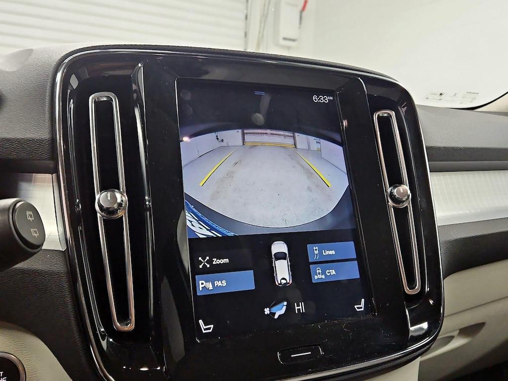 used 2020 Volvo XC40 car, priced at $23,998