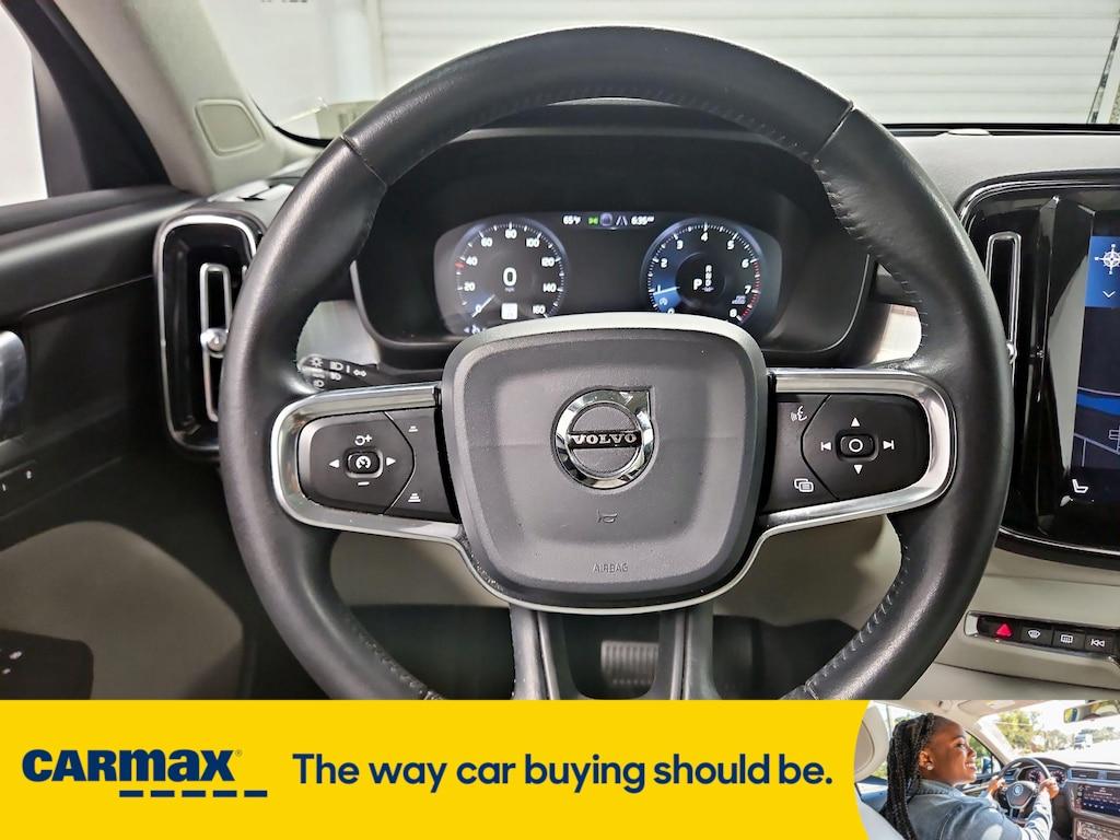 used 2020 Volvo XC40 car, priced at $23,998
