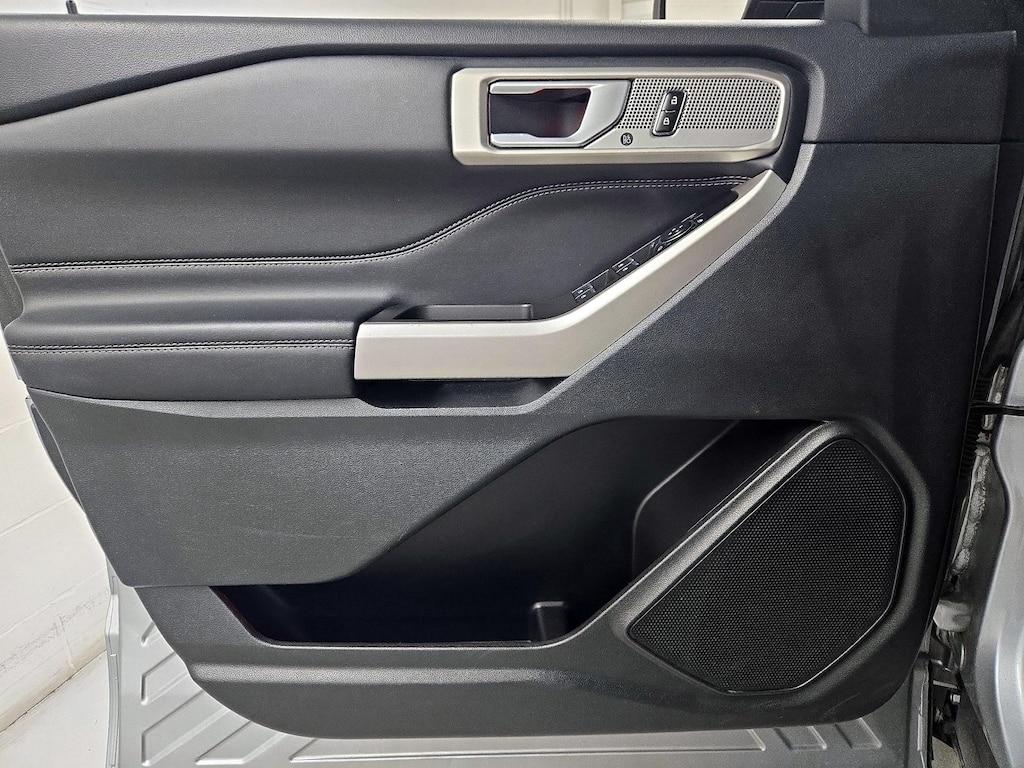 used 2023 Ford Explorer car, priced at $29,998