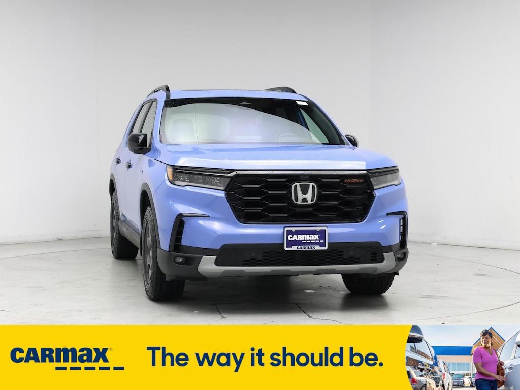 used 2024 Honda Pilot car, priced at $42,998