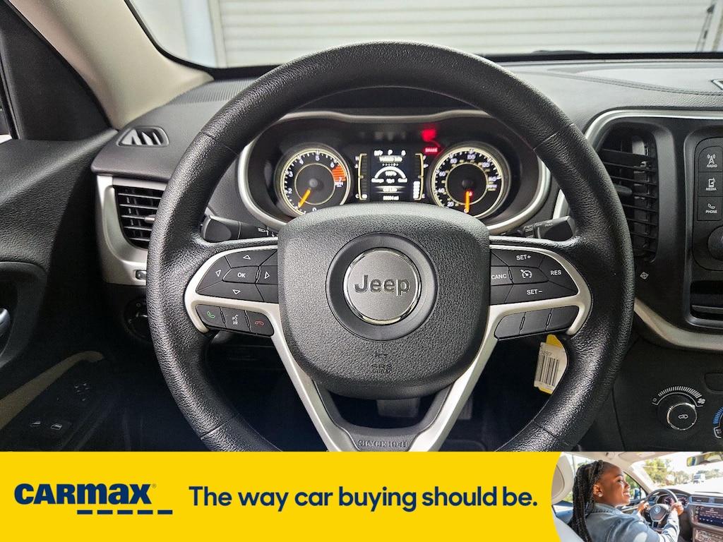 used 2016 Jeep Cherokee car, priced at $15,998