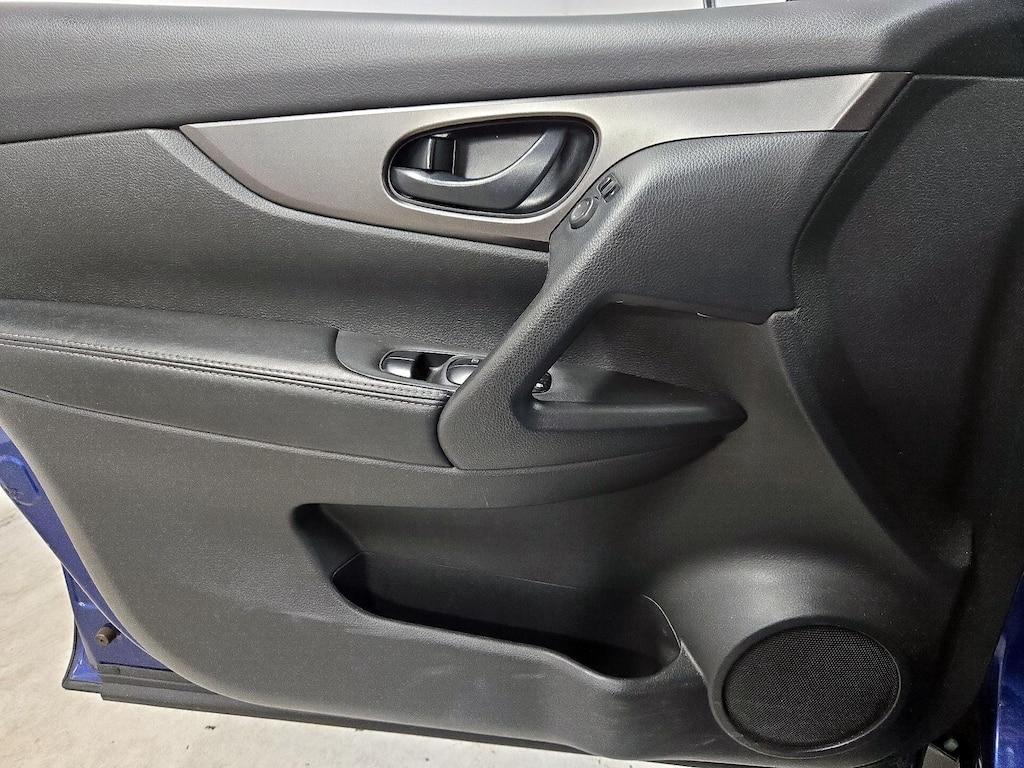 used 2020 Nissan Rogue Sport car, priced at $15,998