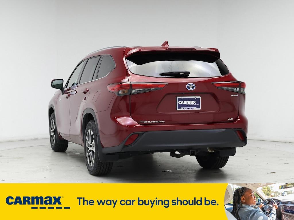 used 2021 Toyota Highlander Hybrid car, priced at $38,998