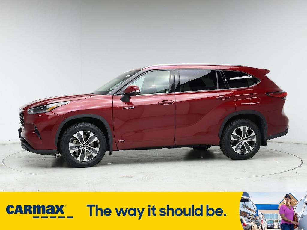 used 2021 Toyota Highlander Hybrid car, priced at $38,998