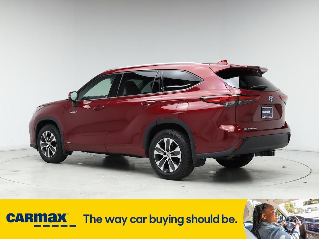 used 2021 Toyota Highlander Hybrid car, priced at $38,998