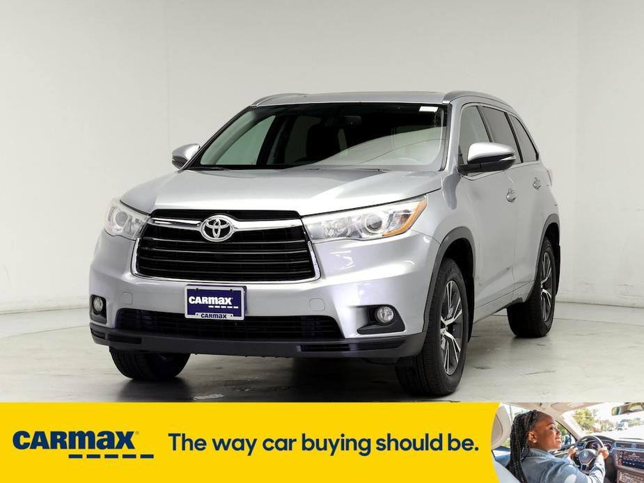 used 2016 Toyota Highlander car, priced at $22,998