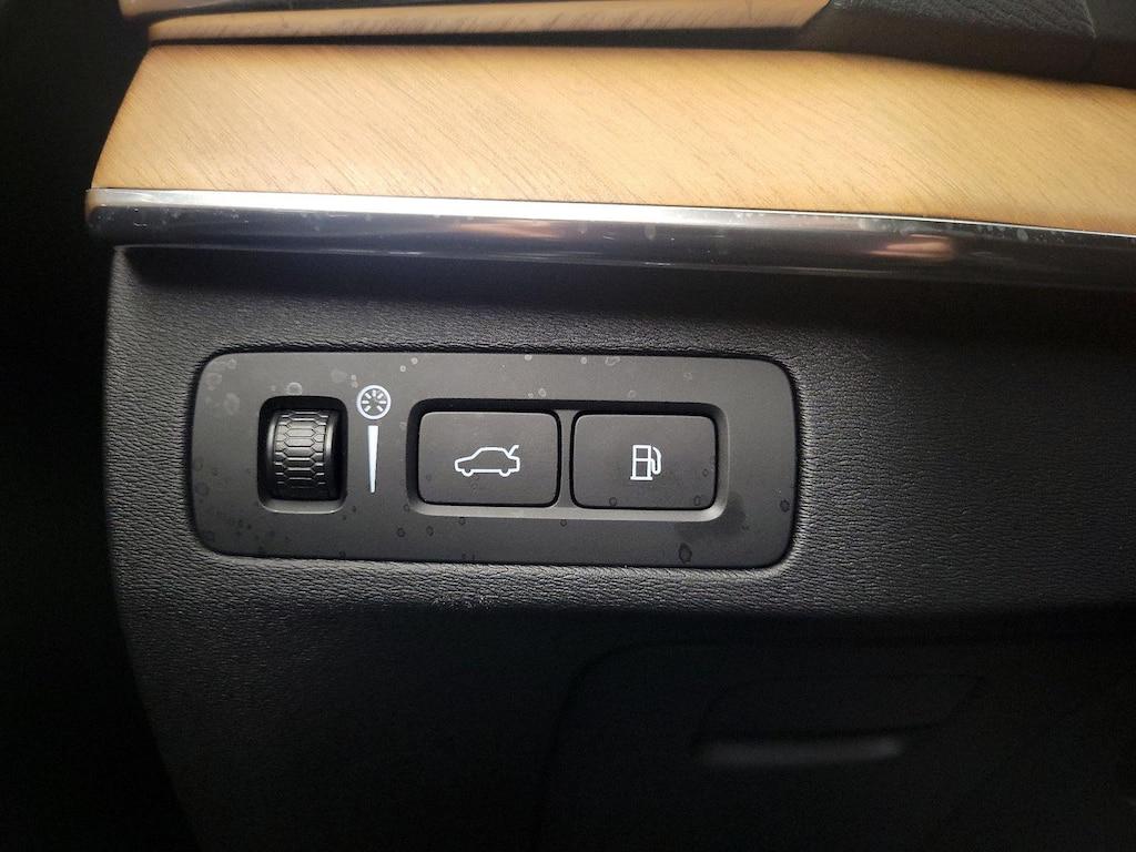used 2022 Volvo XC90 Recharge Plug-In Hybrid car, priced at $44,998